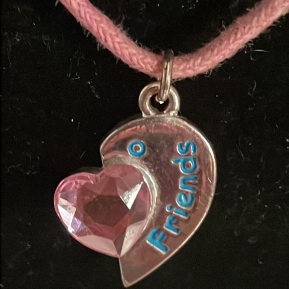 13” pink corded became with 1” engraved Best Friends pendant with pink crysta - Picture 5 of 12